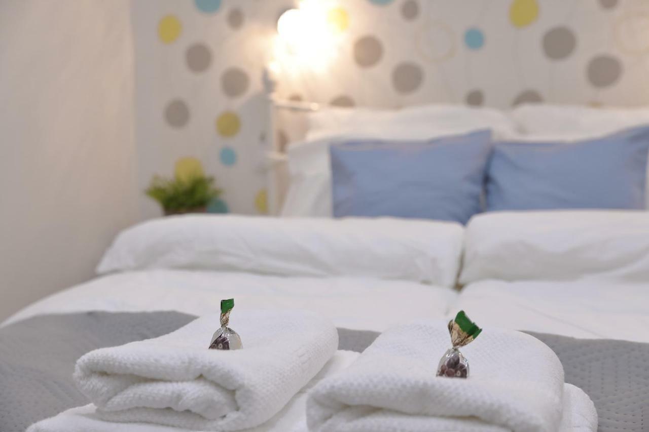 Boutique Residence Jokai - Apartment In The City Center ブダペスト エクステリア 写真