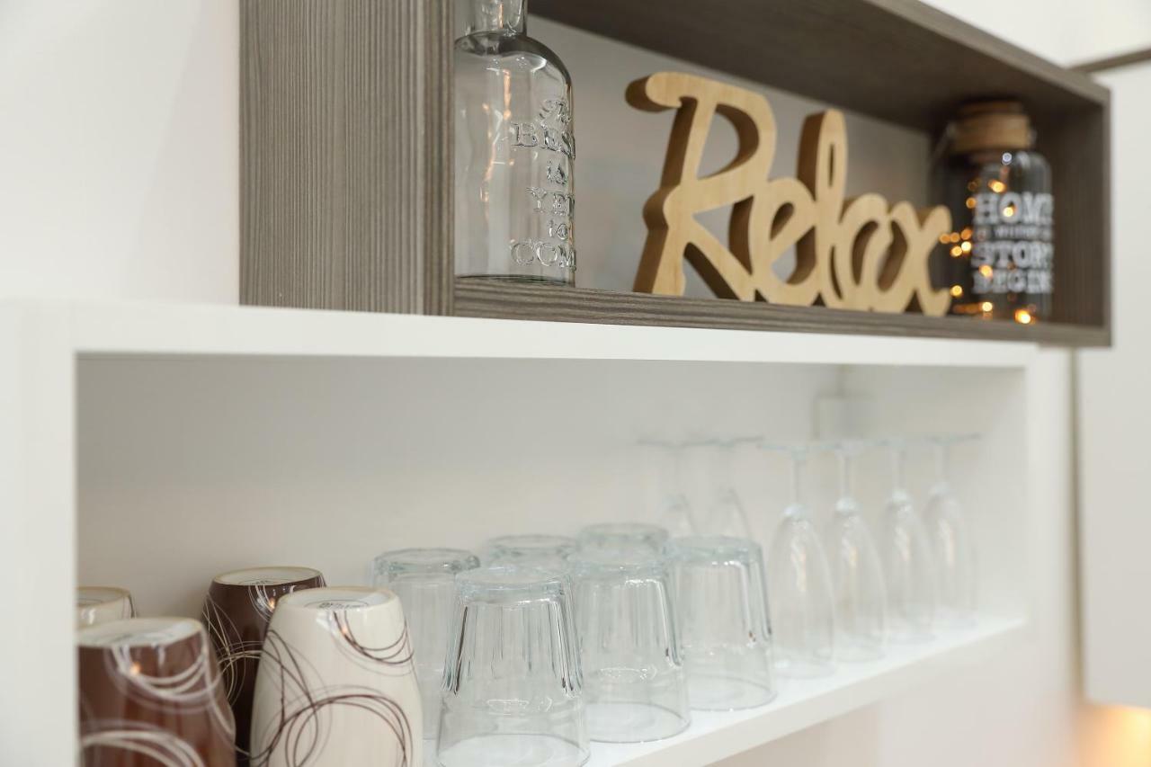 Boutique Residence Jokai - Apartment In The City Center ブダペスト エクステリア 写真