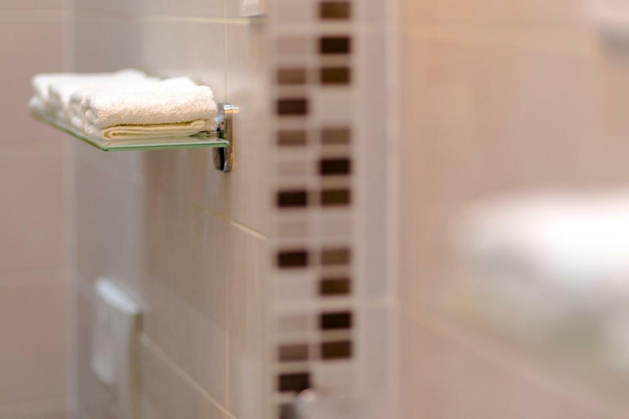 Boutique Residence Jokai - Apartment In The City Center ブダペスト エクステリア 写真
