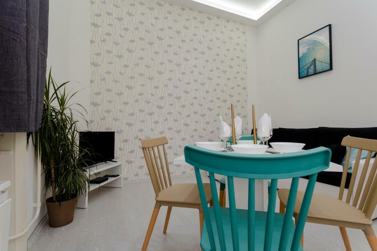 Boutique Residence Jokai - Apartment In The City Center ブダペスト エクステリア 写真